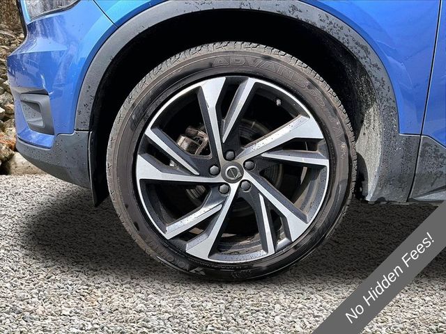 2021 Volvo XC40 T5 R-Design