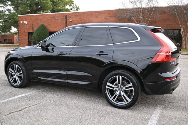 2021 Volvo XC60 T5 Momentum