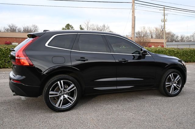 2021 Volvo XC60 T5 Momentum