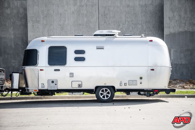 2022 Airstream 22FB Caravel 2022 Airstream 22FB Caravel