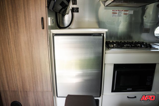 2022 Airstream 22FB Caravel