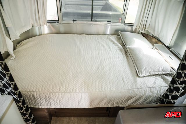 2022 Airstream 22FB Caravel