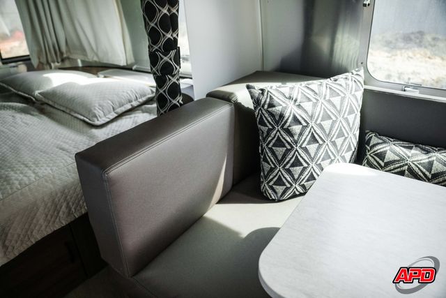 2022 Airstream 22FB Caravel