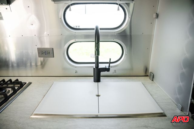 2022 Airstream 22FB Caravel 2022 Airstream 22FB Caravel