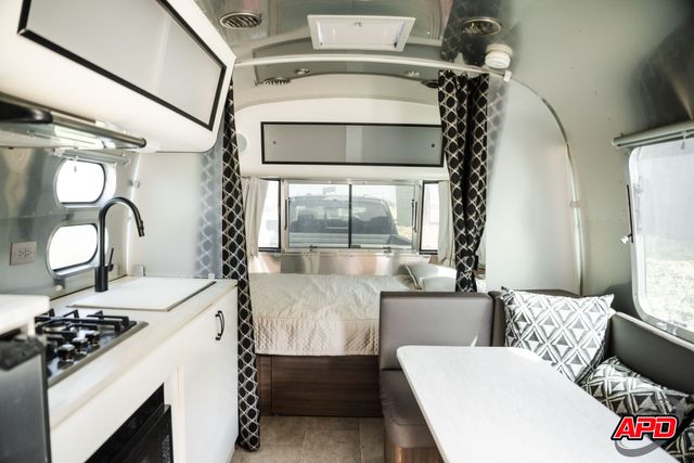 2022 Airstream 22FB Caravel
