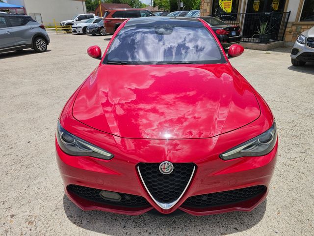 2022 Alfa Romeo Giulia Ti | Brownsville TX | English Motors 2022 Alfa Romeo Giulia Ti | Brownsville TX | English Motors