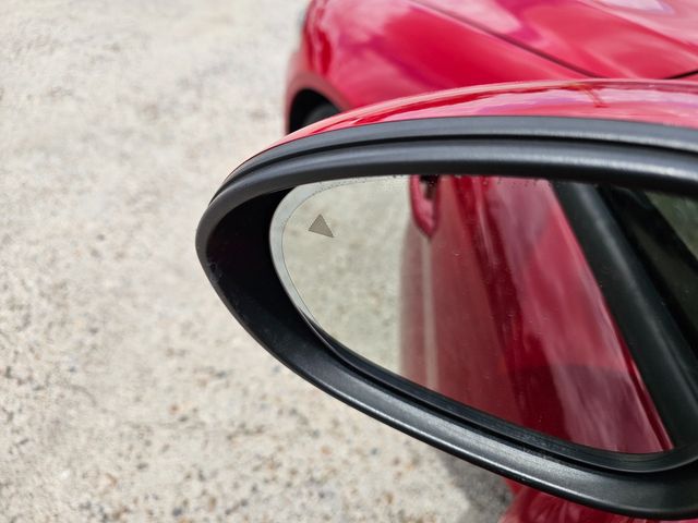 2022 Alfa Romeo Giulia Ti | Brownsville TX | English Motors 2022 Alfa Romeo Giulia Ti | Brownsville TX | English Motors