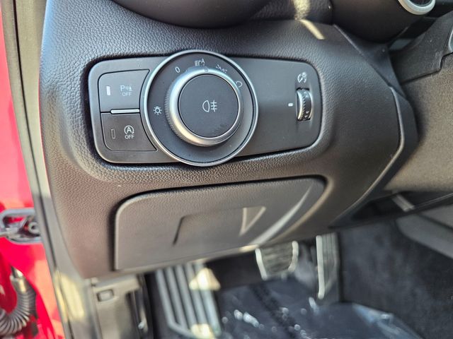 2022 Alfa Romeo Giulia Ti | Brownsville TX | English Motors 2022 Alfa Romeo Giulia Ti | Brownsville TX | English Motors