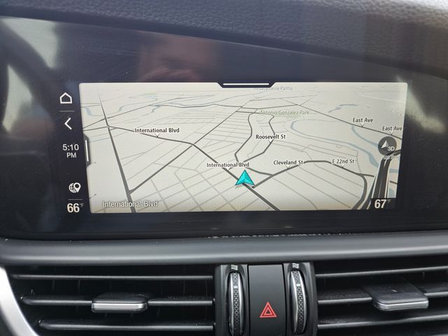 2022 Alfa Romeo Giulia Ti | Brownsville TX | English Motors 2022 Alfa Romeo Giulia Ti | Brownsville TX | English Motors