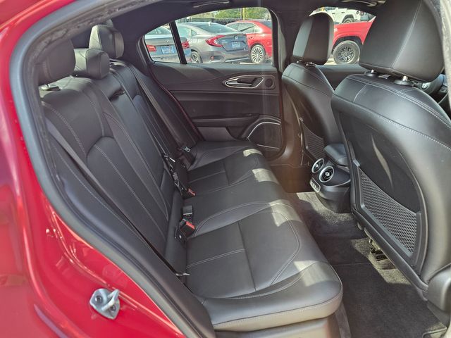 2022 Alfa Romeo Giulia Ti | Brownsville TX | English Motors 2022 Alfa Romeo Giulia Ti | Brownsville TX | English Motors