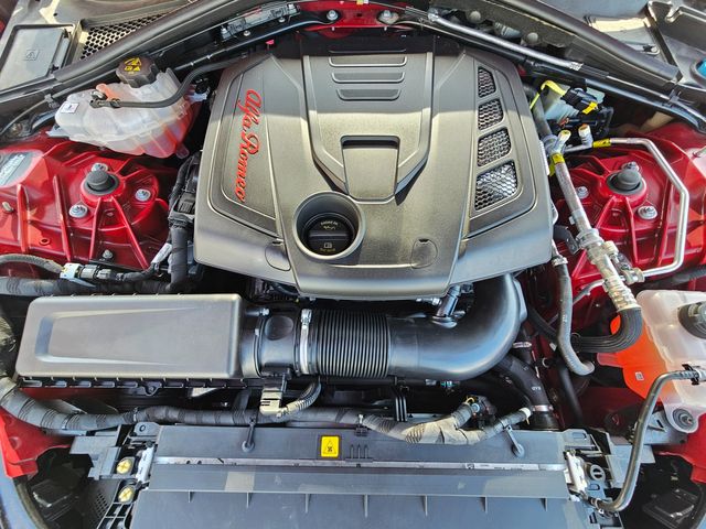 2022 Alfa Romeo Giulia Ti | Brownsville TX | English Motors 2022 Alfa Romeo Giulia Ti | Brownsville TX | English Motors