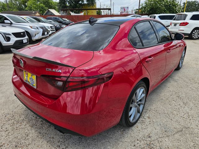 2022 Alfa Romeo Giulia Ti | Brownsville TX | English Motors 2022 Alfa Romeo Giulia Ti | Brownsville TX | English Motors