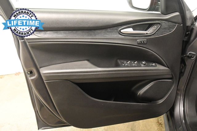 2022 Alfa Romeo Stelvio Sprint | Branford, CT | Sound Auto Wholesalers 2022 Alfa Romeo Stelvio Sprint | Branford, CT | Sound Auto Wholesalers