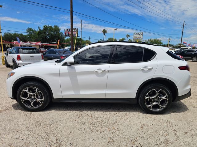 2022 Alfa Romeo Stelvio Sprint | Brownsville TX | English Motors 2022 Alfa Romeo Stelvio Sprint | Brownsville TX | English Motors
