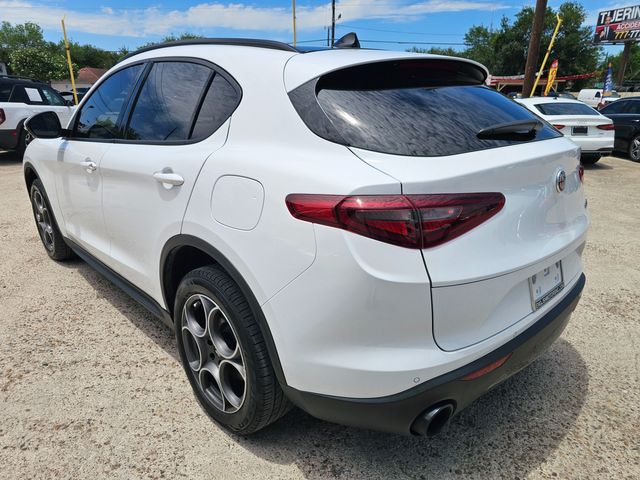 2022 Alfa Romeo Stelvio Sprint | Brownsville TX | English Motors 2022 Alfa Romeo Stelvio Sprint | Brownsville TX | English Motors