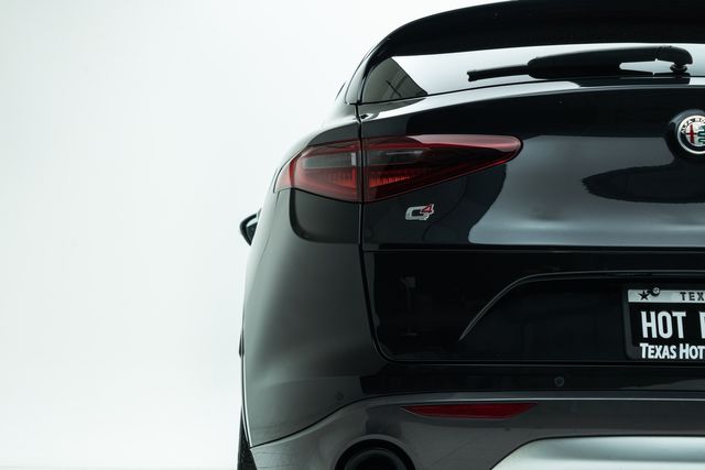 2022 Alfa Romeo Stelvio Ti awd | Carrollton, TX | Texas Hot Rides