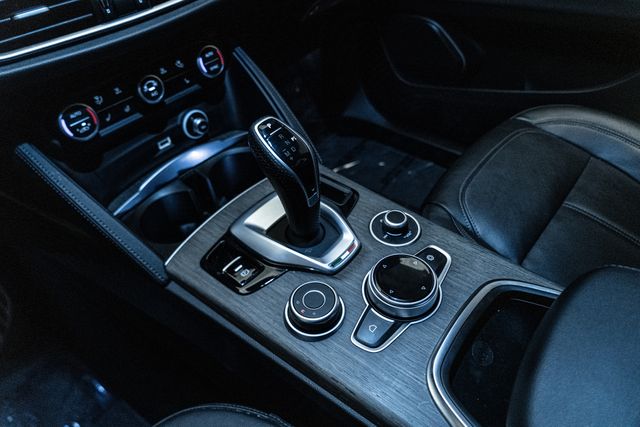 2022 Alfa Romeo Stelvio Ti awd | Carrollton, TX | Texas Hot Rides 2022 Alfa Romeo Stelvio Ti awd | Carrollton, TX | Texas Hot Rides