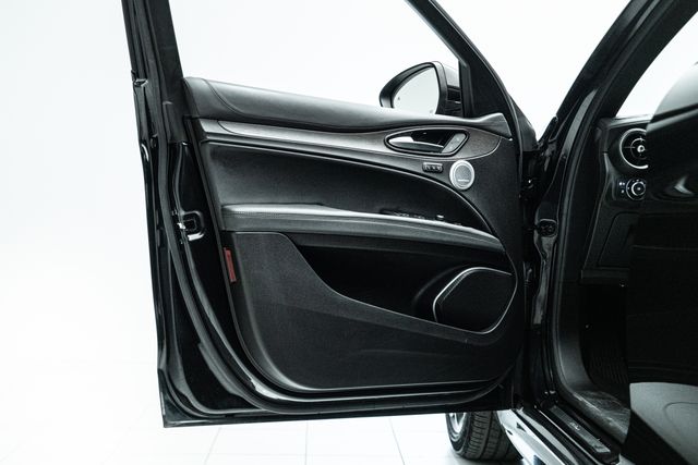 2022 Alfa Romeo Stelvio Ti awd | Carrollton, TX | Texas Hot Rides 2022 Alfa Romeo Stelvio Ti awd | Carrollton, TX | Texas Hot Rides