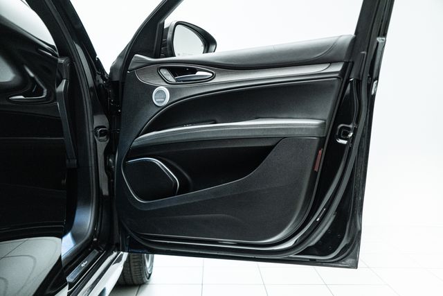 2022 Alfa Romeo Stelvio Ti awd | Carrollton, TX | Texas Hot Rides