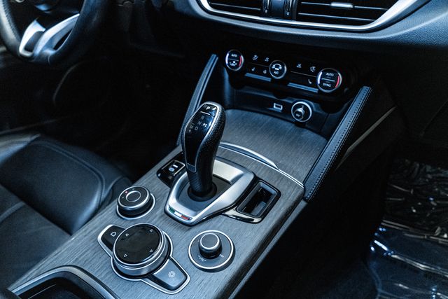 2022 Alfa Romeo Stelvio Ti awd | Carrollton, TX | Texas Hot Rides