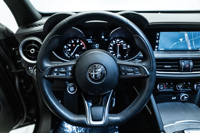 2022 Alfa Romeo Stelvio Ti awd | Carrollton, TX | Texas Hot Rides