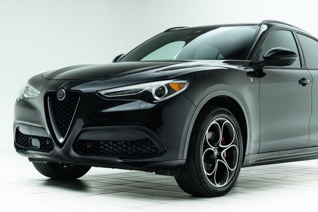 2022 Alfa Romeo Stelvio Ti awd | Carrollton, TX | Texas Hot Rides
