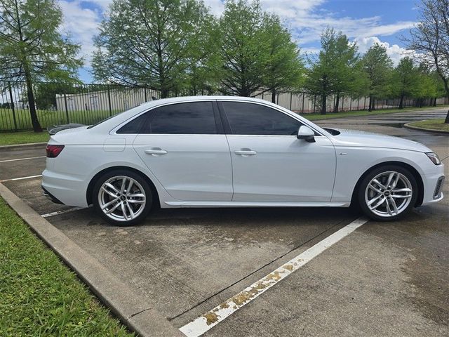 2022 Audi A4 quattro S line Prem Plus 45 TFSI
