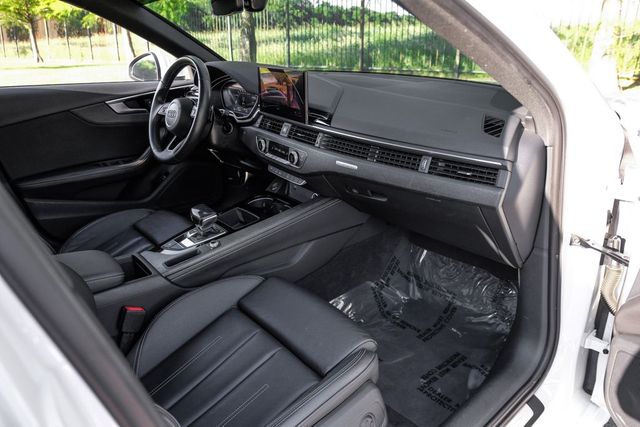 2022 Audi A4 quattro S line Prem Plus 45 TFSI 2022 Audi A4 quattro S line Prem Plus 45 TFSI