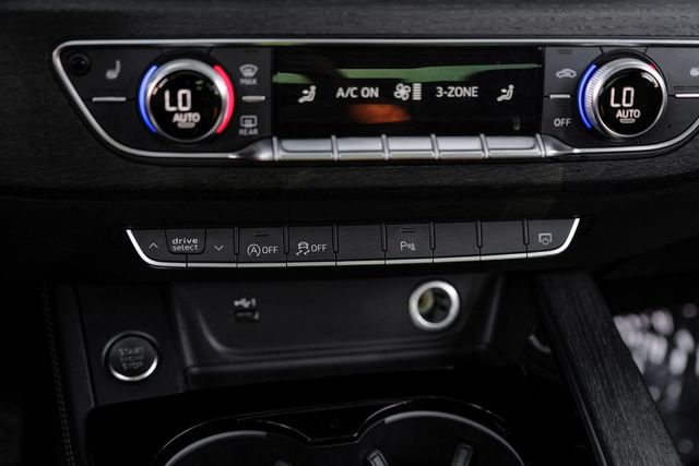 2022 Audi A4 quattro S line Prem Plus 45 TFSI