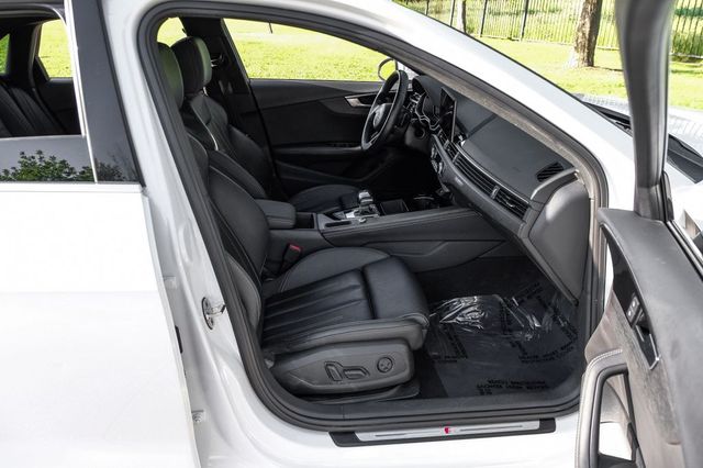 2022 Audi A4 quattro S line Prem Plus 45 TFSI