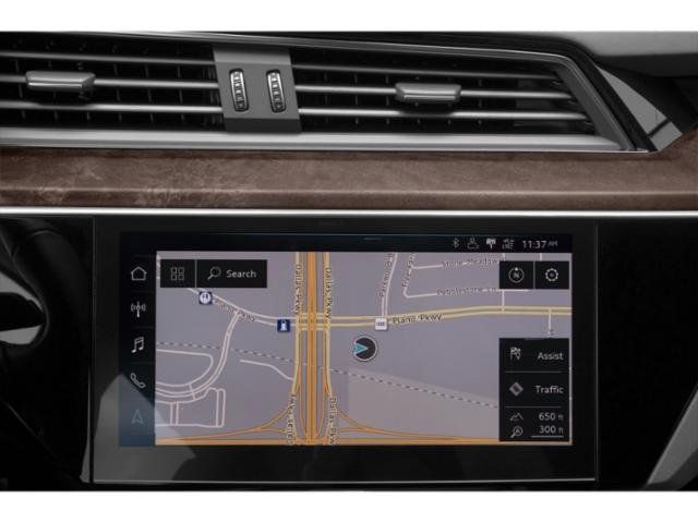 2022 Audi e-tron quattro Premium Plus