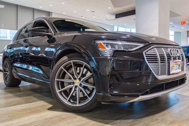 2022 Audi e-tron quattro Premium Plus | Honolulu, HI | Autosource Hawaii 