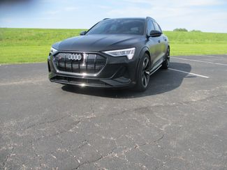 2022 Audi e-tron S quattro Premium Plus | Chesterfield, Missouri | World Class Motorcars in Chesterfield, Missouri 63005