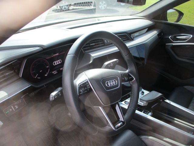 2022 Audi e-tron S quattro Premium Plus