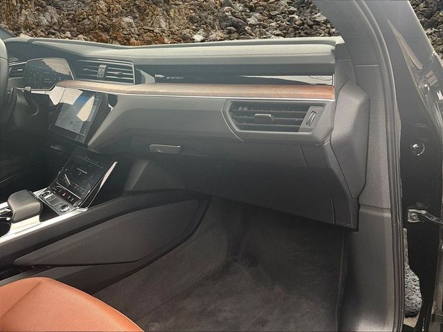 2022 Audi e-tron Sportback quattro Premium Plus S line