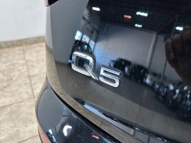 2022 Audi Q5 quattro Premium Plus 40 TFSI