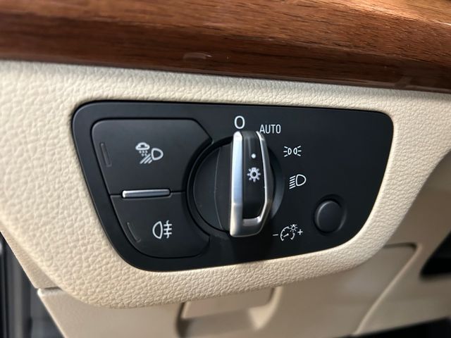 2022 Audi Q5 quattro Premium Plus 40 TFSI