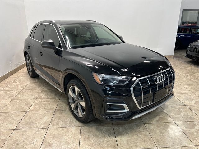 2022 Audi Q5 quattro Premium Plus 40 TFSI