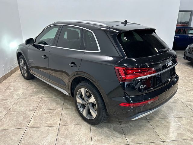 2022 Audi Q5 quattro Premium Plus 40 TFSI