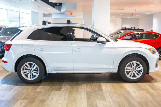 2022 Audi Q5 at Autosource, photo 4