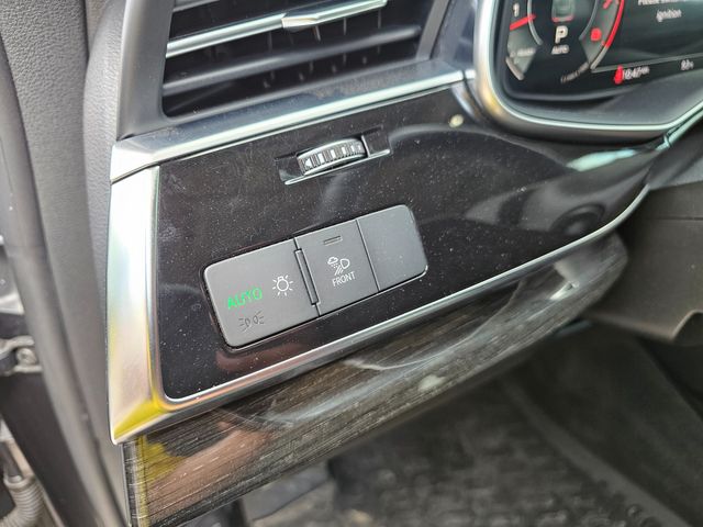 2022 Audi Q8 quattro Premium Plus 55 TFSI | Brownsville TX | English Motors 2022 Audi Q8 quattro Premium Plus 55 TFSI | Brownsville TX | English Motors