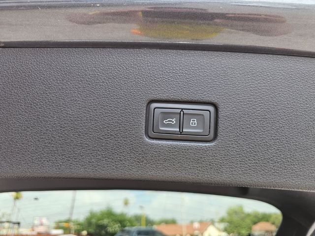 2022 Audi Q8 quattro Premium Plus 55 TFSI | Brownsville TX | English Motors 2022 Audi Q8 quattro Premium Plus 55 TFSI | Brownsville TX | English Motors