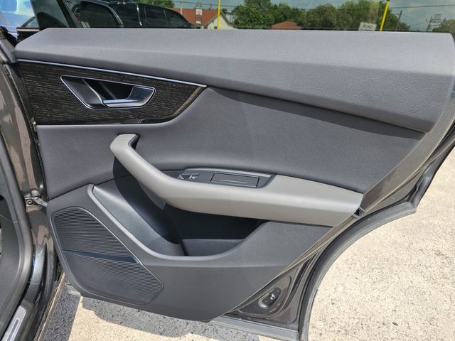 2022 Audi Q8 quattro Premium Plus 55 TFSI | Brownsville TX | English Motors 2022 Audi Q8 quattro Premium Plus 55 TFSI | Brownsville TX | English Motors