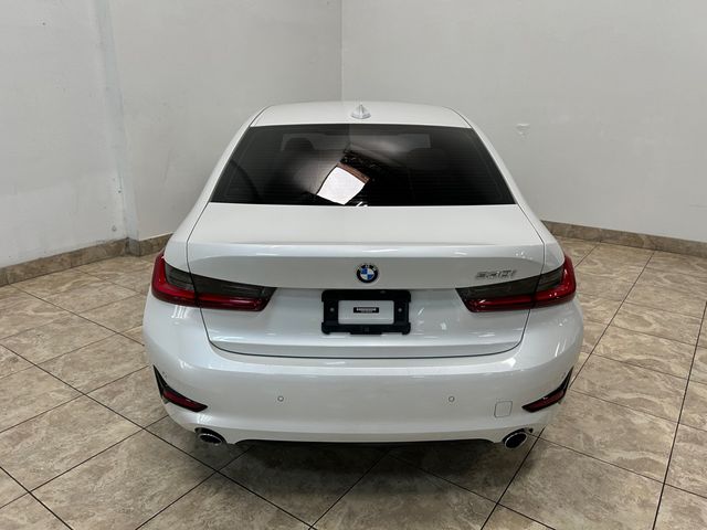 2022 BMW 3 Series 330i