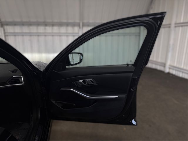 2022 BMW 330XI 330i xDrive 2022 BMW 330XI 330i xDrive