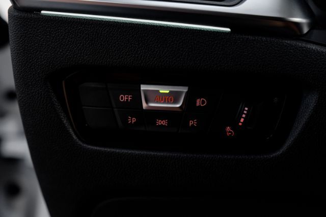 2022 BMW M4 Competition xDrive M CARBON SEATS Executive Pkg TX | Dallas, TX | East Dallas Diesel 2022 BMW M4 Competition xDrive M CARBON SEATS Executive Pkg TX | Dallas, TX | East Dallas Diesel