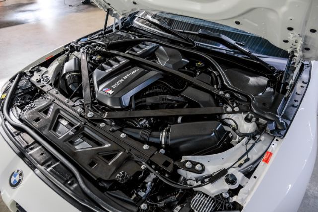 2022 BMW M4 Competition xDrive M CARBON SEATS Executive Pkg TX | Dallas, TX | East Dallas Diesel 2022 BMW M4 Competition xDrive M CARBON SEATS Executive Pkg TX | Dallas, TX | East Dallas Diesel