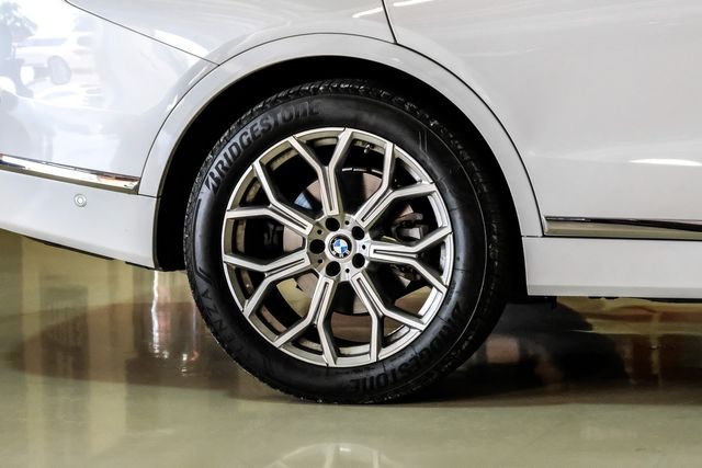 2022 BMW X7 xDrive40i 2022 BMW X7 xDrive40i