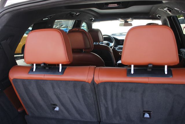 2022 BMW X7 ALPINA XB7 | Granite City, Illinois | MasterCars Company Inc. 2022 BMW X7 ALPINA XB7 | Granite City, Illinois | MasterCars Company Inc.