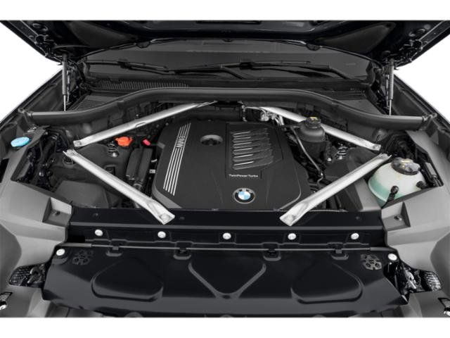 2022 BMW X7 M-Sport Package xDrive40i Parking Assistance Package
